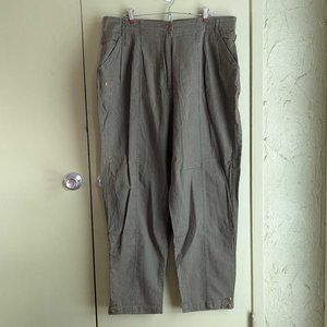 Size 20 Linen/cotton olive green women's pants, NWT